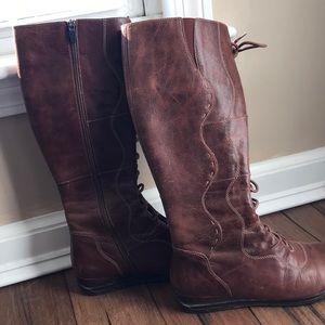 Beautiful lace up Dansko boot.